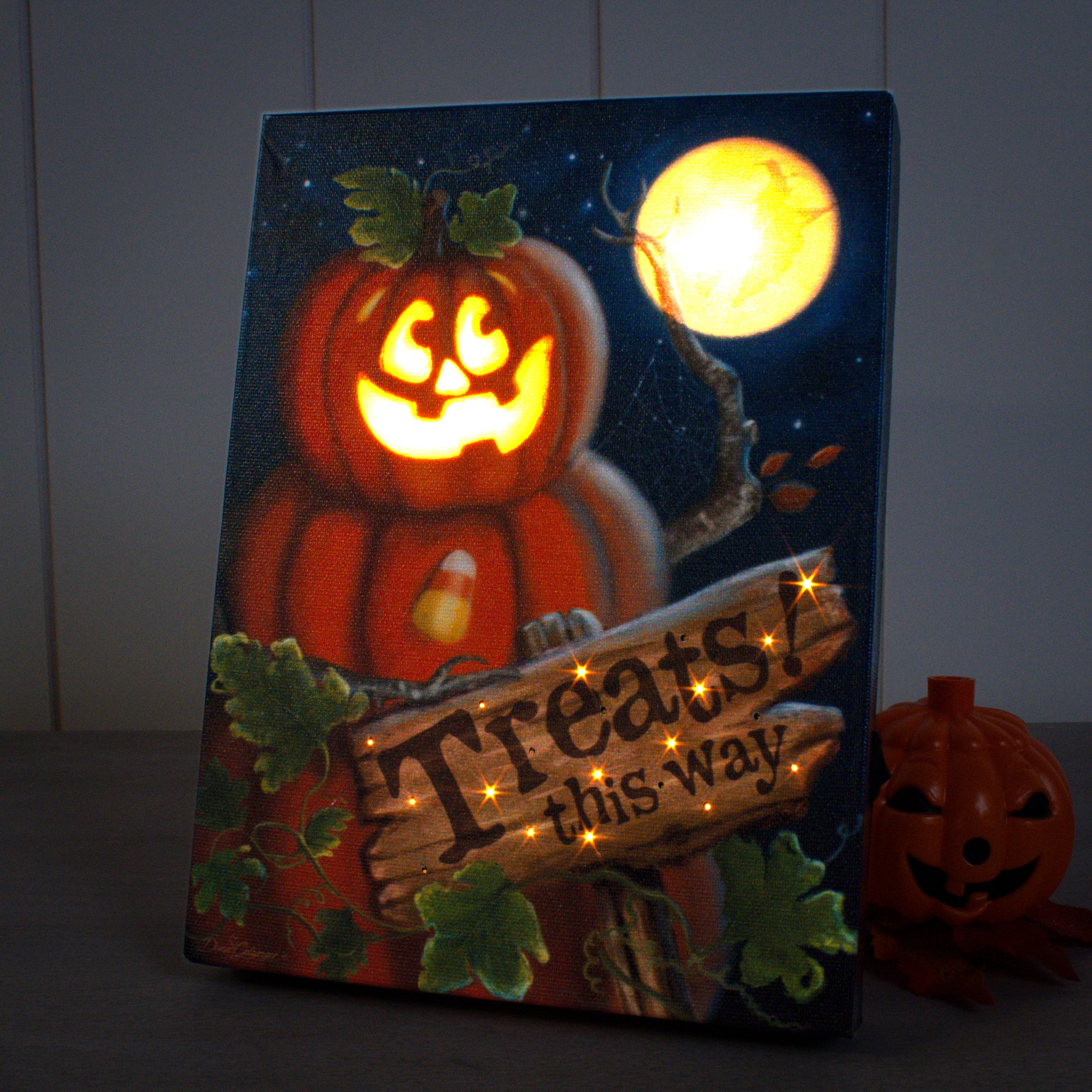 Treats This Way 8x6 Lighted Tabletop Canvas